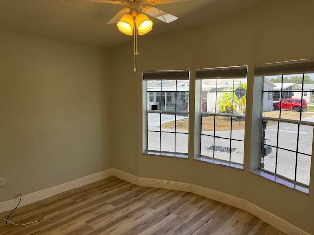 1207 Las Brisas Lane a Winter Haven, FL Mobile or Manufactured Home for Sale